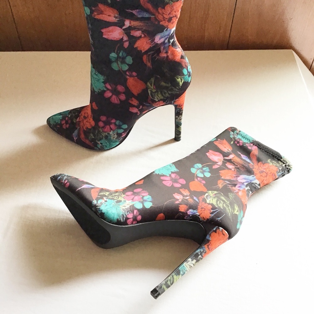 Steve Madden Lovely Stiletto Sock Bootie - Picture 3 of 8